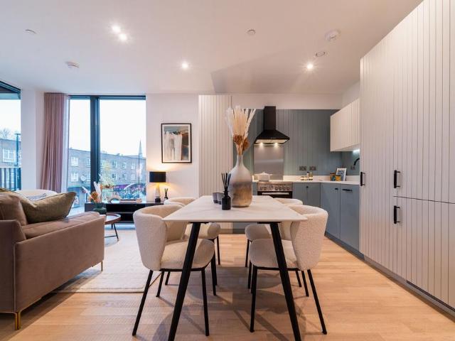 1 bedroom flat for sale