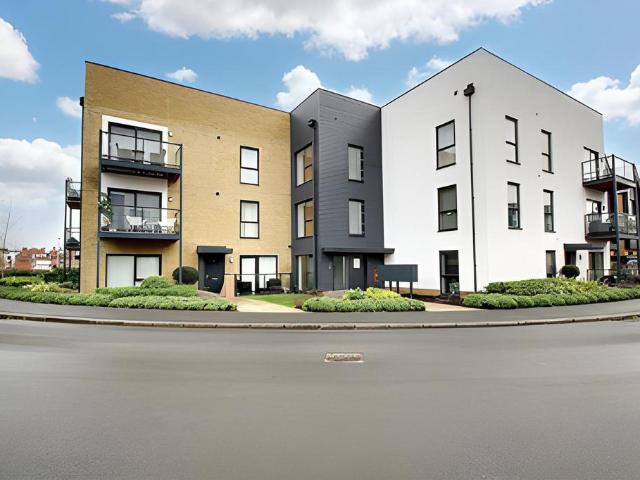 1 bedroom flat for sale