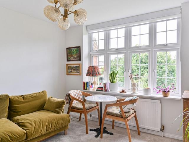 1 bedroom flat for sale