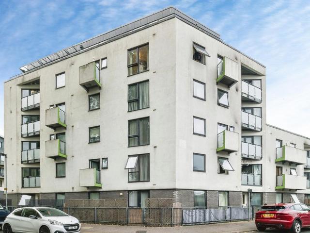 1 bedroom flat for sale