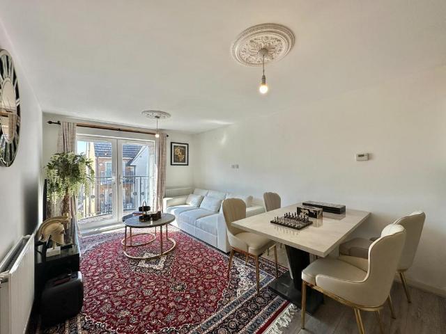 1 bedroom flat for sale