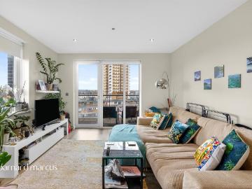 1 bedroom flat for sale