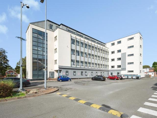1 bedroom flat for sale