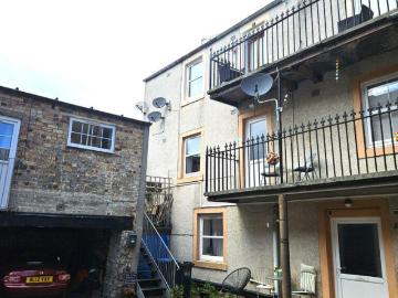 1 bedroom flat for sale