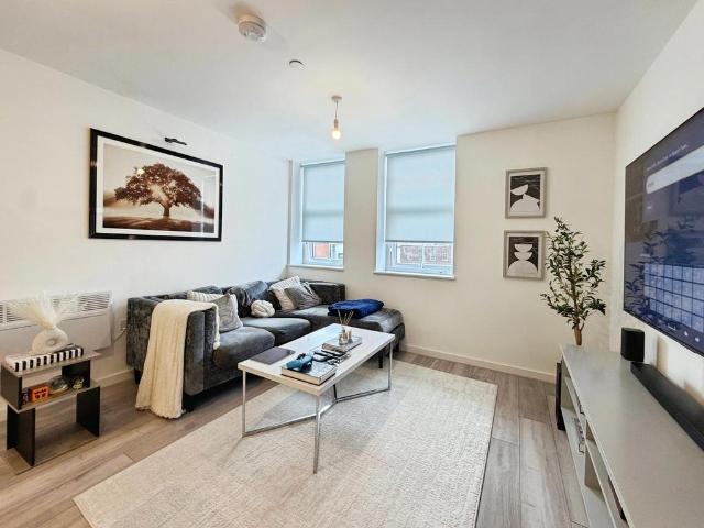 1 bedroom flat for sale