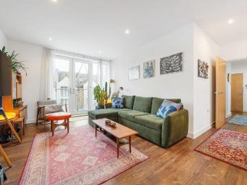 1 bedroom flat for sale