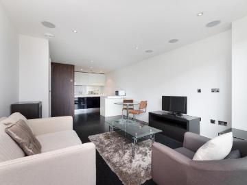 Flat for sale in Gatliff Road SW1 London - Balcony