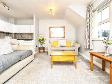 1 bedroom flat for sale