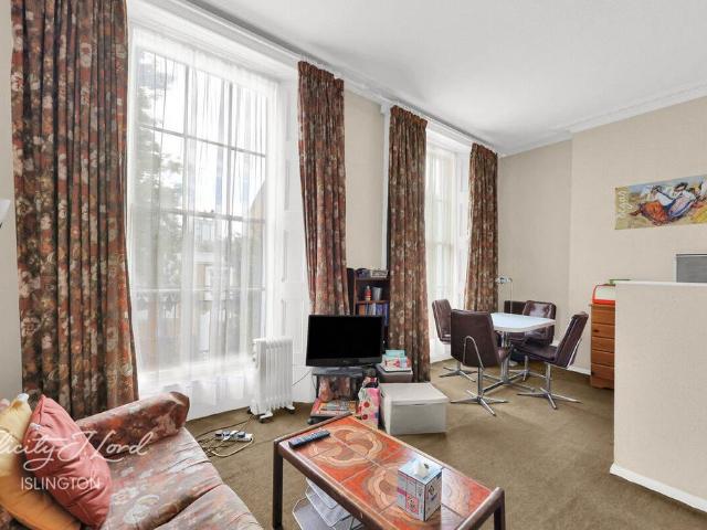 1 bedroom flat for sale