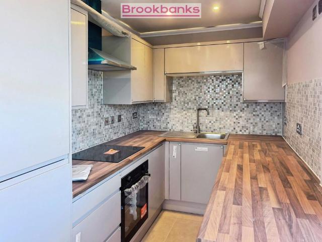 1 bedroom flat for sale