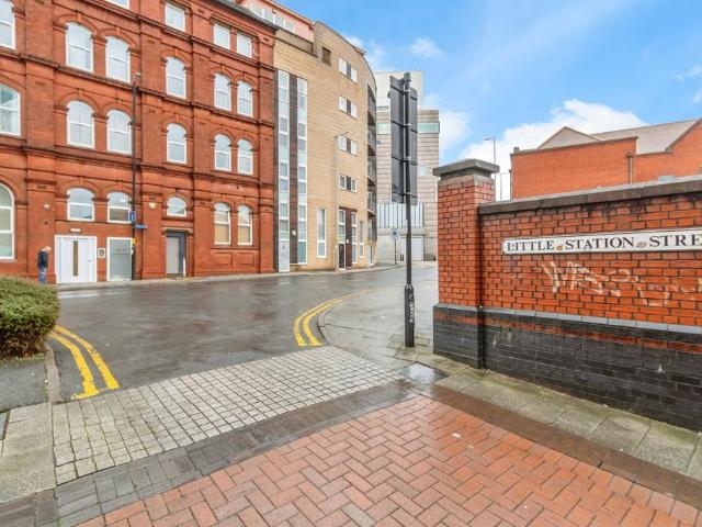 1 bedroom flat for sale