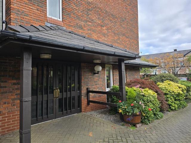 1 bedroom flat for sale