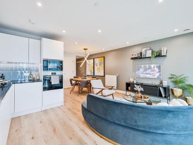 1 bedroom flat for sale