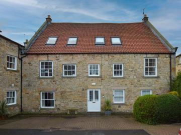 North East, North England - Equipped kitchen