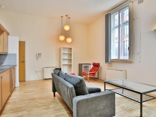 1 bedroom flat for sale