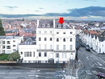 1 bedroom flat for sale
