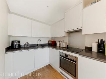 1 bedroom flat for sale