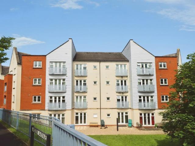 1 bedroom flat for sale