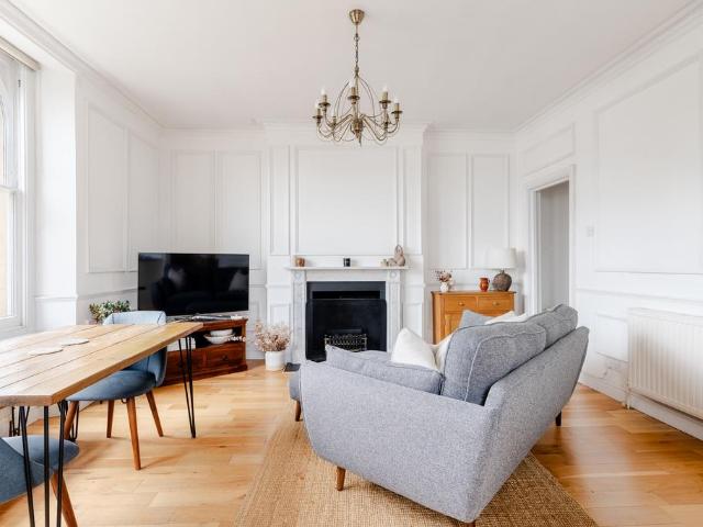 1 bedroom flat for sale