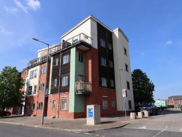 1 bedroom flat for sale