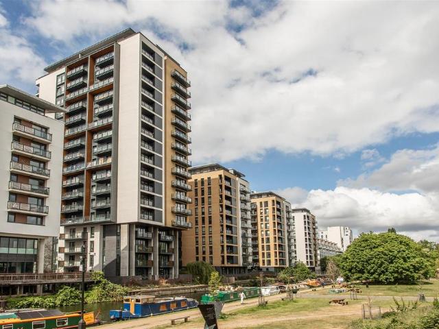 1 bedroom flat for sale