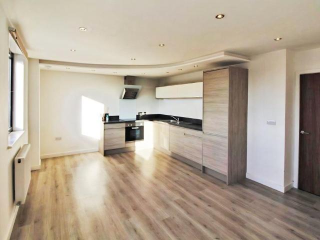 1 bedroom flat for sale