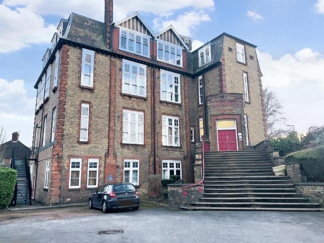 1 bedroom flat for sale
