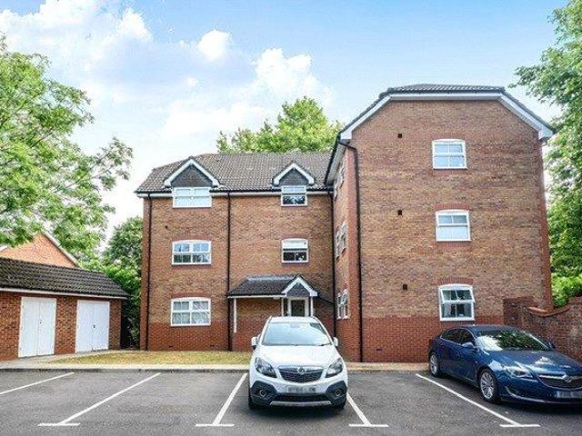 1 bedroom flat for sale