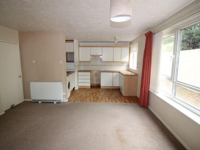1 bedroom flat for sale
