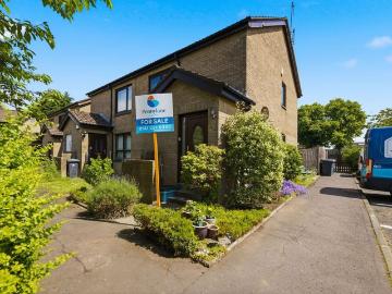 1 bedroom flat for sale
