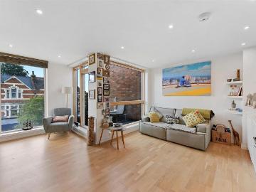 1 bedroom flat for sale