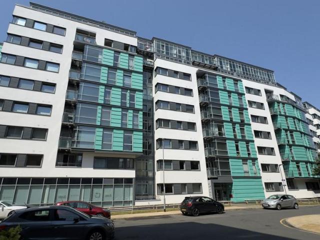 1 bedroom flat for sale