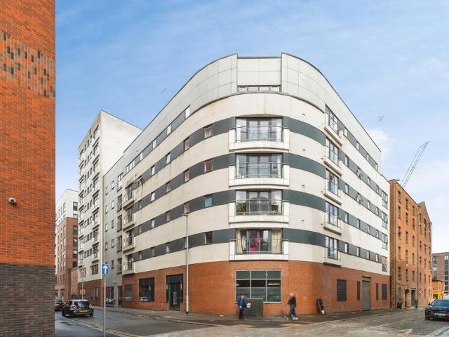 1 bedroom flat for sale