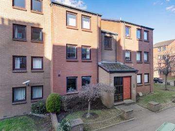 1 bedroom flat for sale
