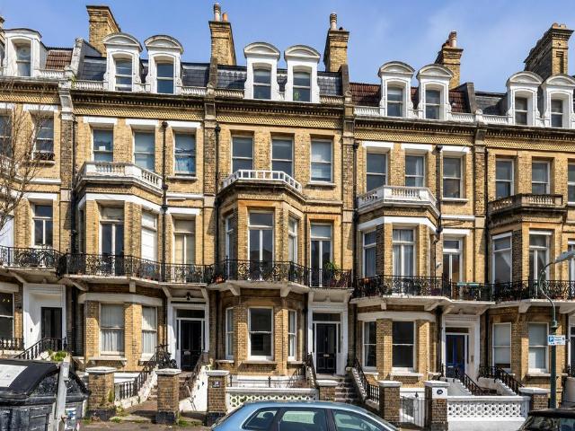 1 bedroom flat for sale