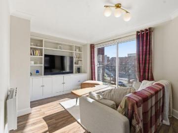 1 bedroom flat for sale