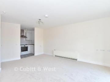 1 bedroom flat for sale