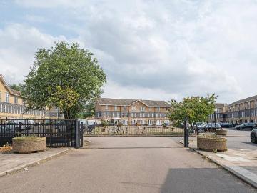 1 bedroom flat for sale