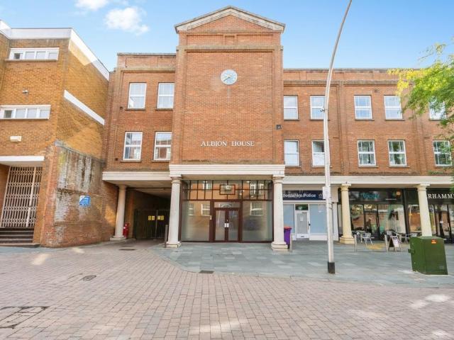 1 bedroom flat for sale
