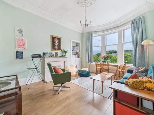 1 bedroom flat for sale
