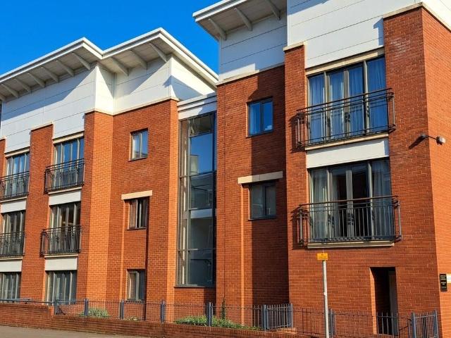 1 bedroom flat for sale