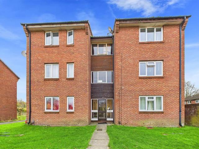 1 bedroom flat for sale