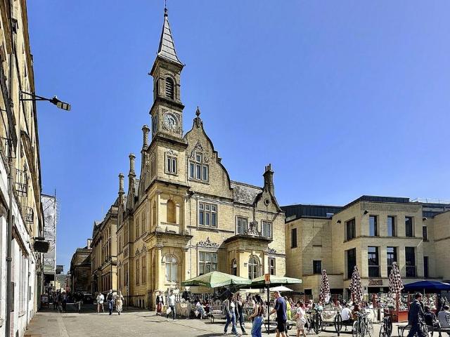 1 bedroom flat for sale