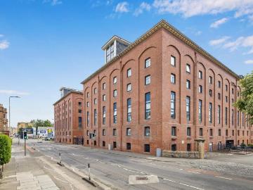 1 bedroom flat for sale