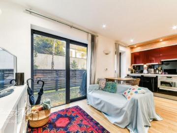 1 bedroom flat for sale