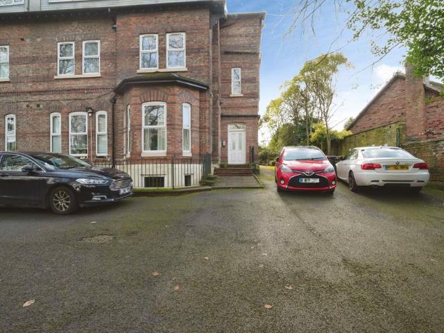 1 bedroom flat for sale