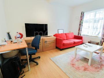 1 bedroom flat for sale