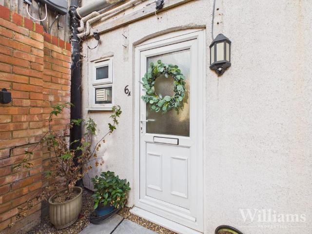 1 bedroom flat for sale