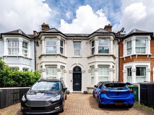 1 bedroom flat for sale