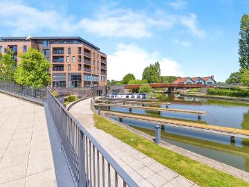 1 bedroom flat for sale